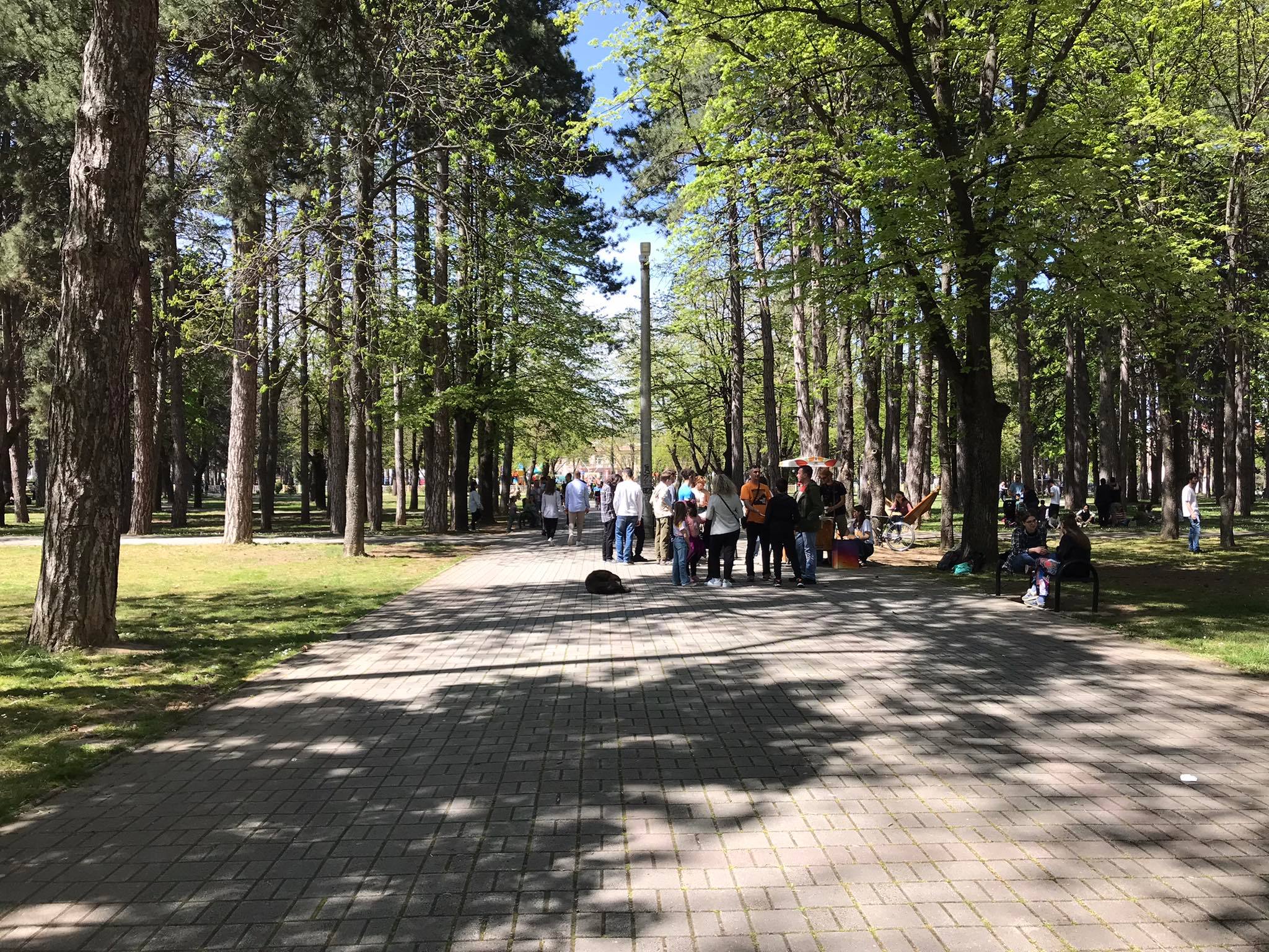 Пријатно велигденско претпладне во градскиот парк во Битола 9 278934616 1350763032075097 733905918048358296 n