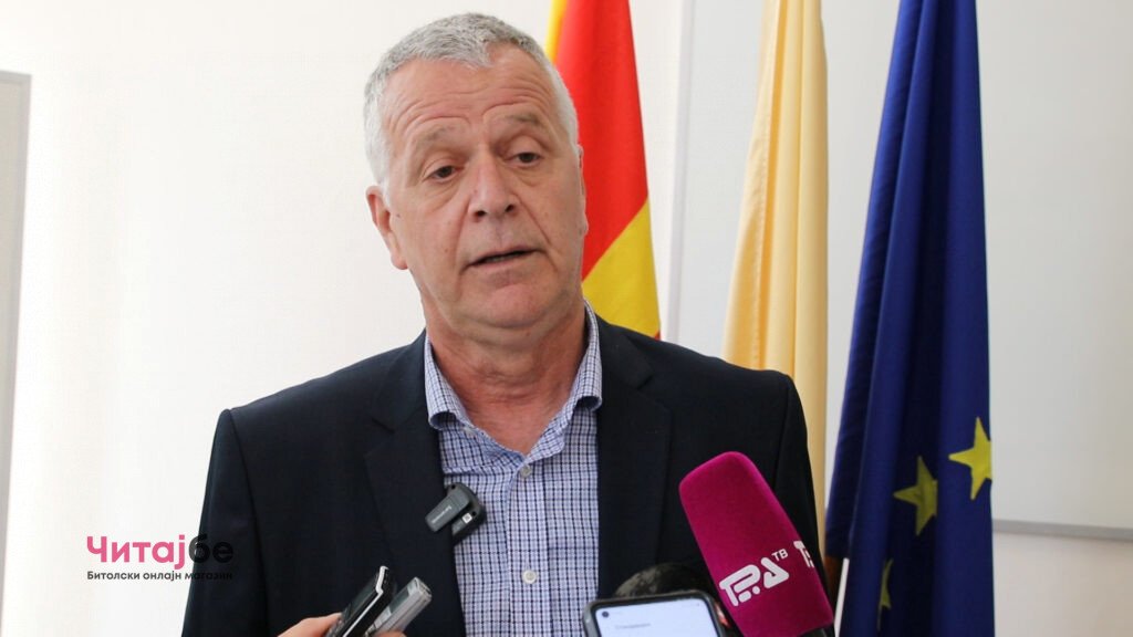 Срамота е ракометна Битола да има ваква сала, рече Стрезовски на промоцијата на книги за спортот од Николче Костовски 9 sp 3