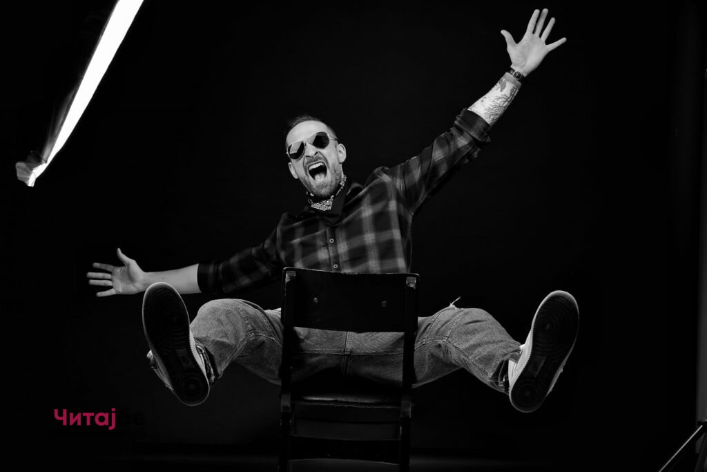 Јас не сум тука за 5 минути слава, животот ми е посветен на музиката - одблиску со Виктор Апостоловски 3 242727182 4311401672301266 2871600189502213110 n