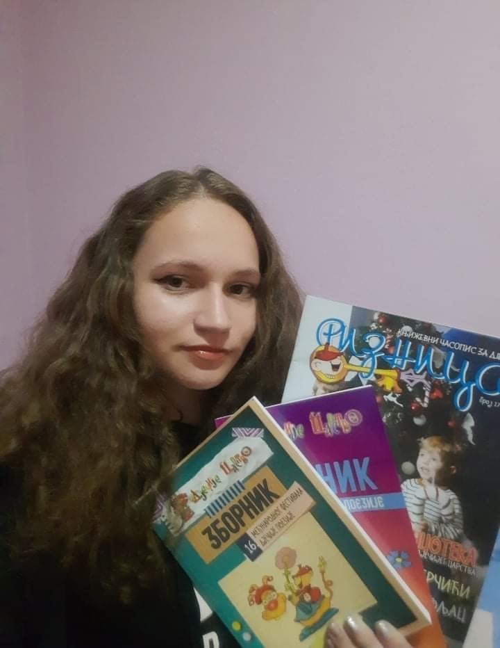 Песната „Бескрајна љубов“ на Андреја Џајковска од Битола една од победничките на фестивалот „Дјечије царство 2022“ во Бања Лука 7 279511413 397070415602681 8410667733205698124 n