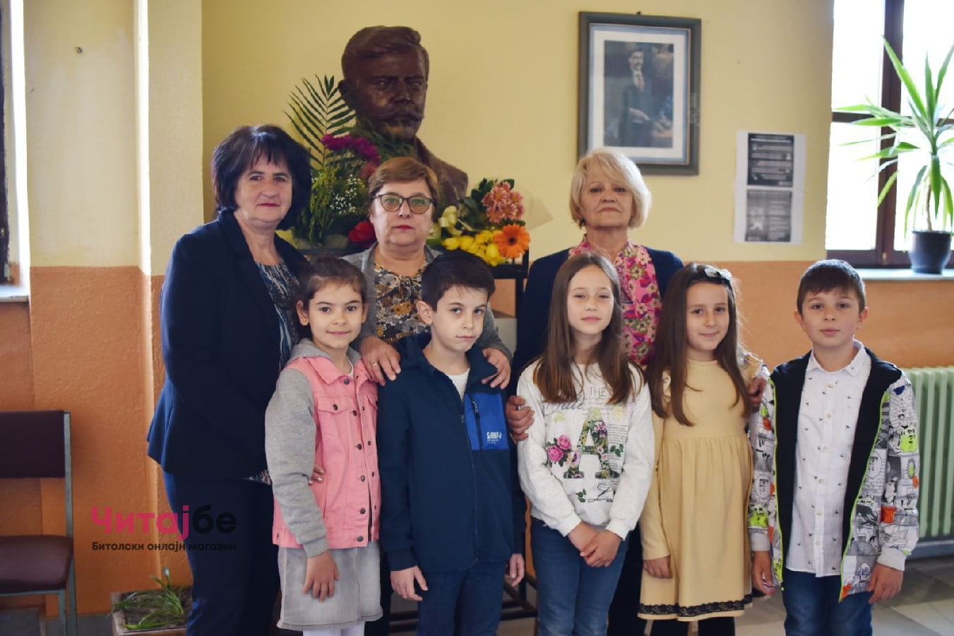 ОУ „Гоце Делчев“ Битола му оддаде почит на великанот Гоце Делчев на 119-годишнината од неговата смрт 17 Гоце Делчев 21