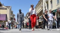Живите статуи станаа секојдневие на Широк Сокак 2 gCFUBAADPAAssAAGY1TvFAAAAAElFTkSuQmCC