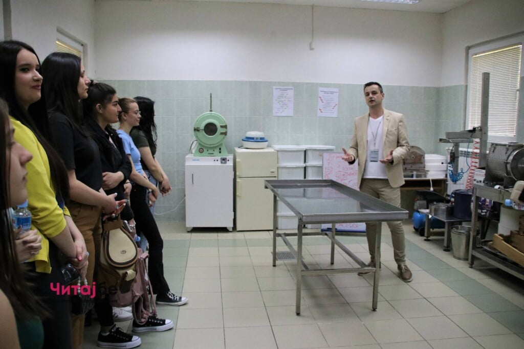 Факултетот за биотехнички науки - Битола со отворен ден за матурантите да ги запознае со студиските програми 12 фбн 15