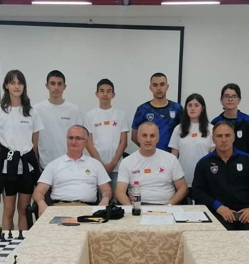 Четирите екипи на битолската гимназија со одлични резултати на Балканските училишни спортски игри во Охрид 5 288399494 443512414443254 8643382564741335945 n