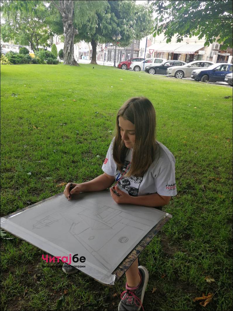 Од кога знам за себе сакам да цртам - одблиску со 13-годишната Ана Полизовска, ликовен талент од Битола 10 ана монмартр 5