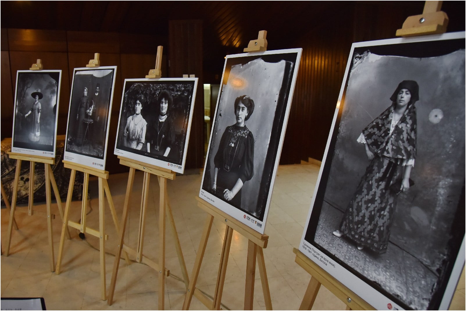 Битолската мода низ објективот на Манаки 11 gratska obleka izlozba