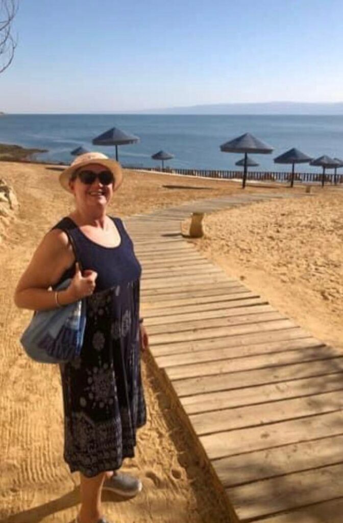 Патуваме со Мери Џарлиева во магичниот Јордан и убавата Сицилија 20 мртво 2