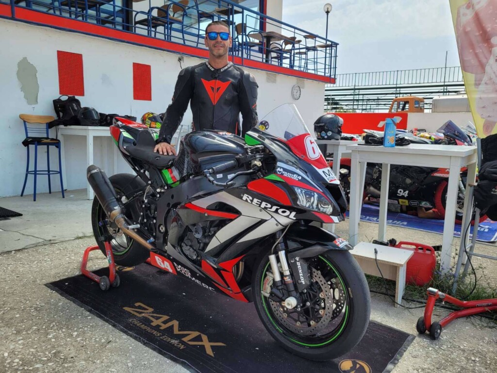 Битолскиот мотоциклист Кочоски во одлична форма патува во Србија, ќе атакува на нов пиедестал 3 306460835 1305991296811254 2052920132103514481 n