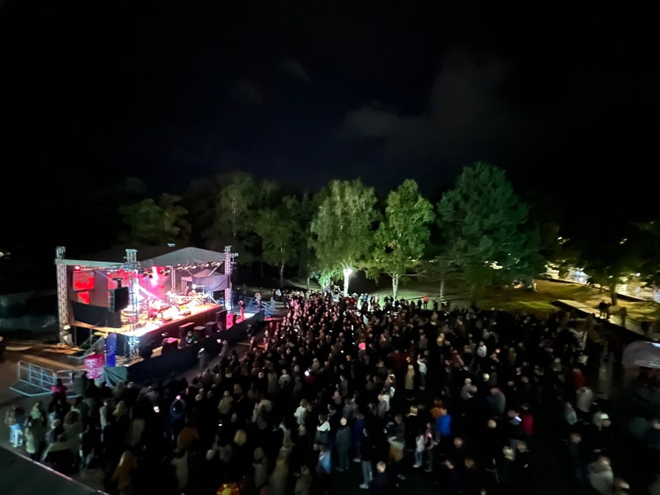 „Македонисимо" на Симон Трпчевски синоќа пред битолчани 4 308826712 180760851107500 2085062261211070569 n