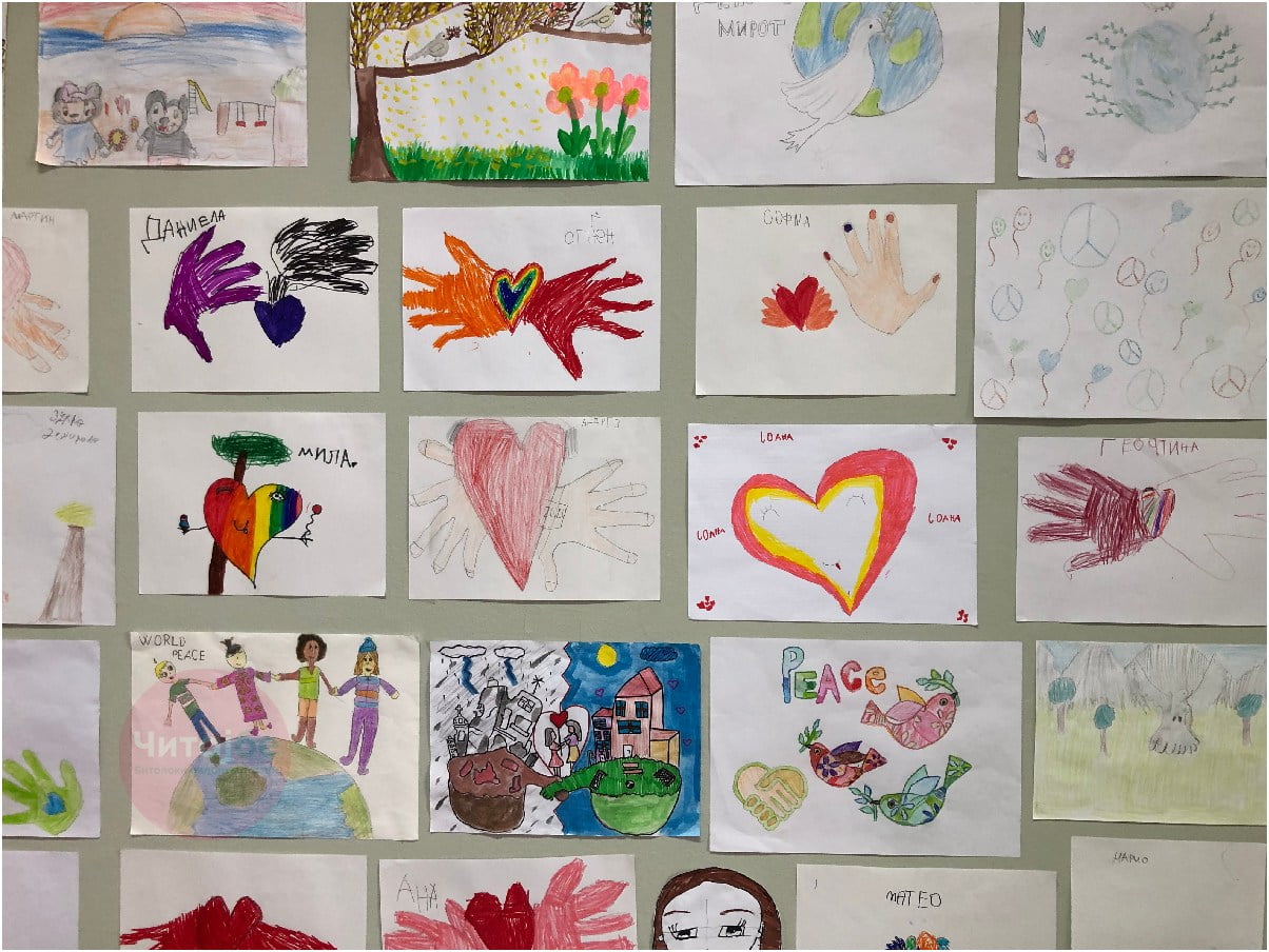 Доделени наградите за изложбата „Цртаме за мир“ во чест на Татјана Петрова 19 izlozba rotari 17