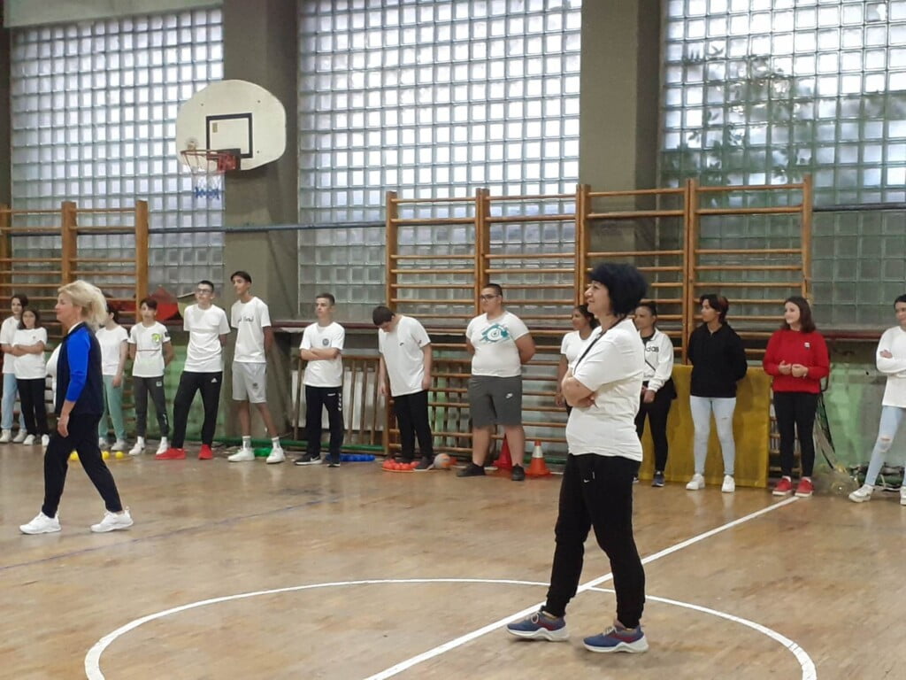 Ромскиот здравствен образовен центар во Битола ги започна своите активности 5 309562157 122028537297874 2096344785465395044 n