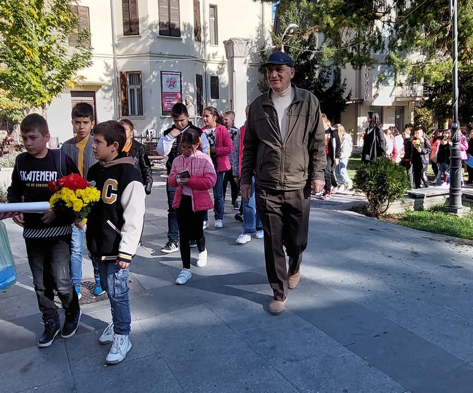 Петтооделенците од ООУ„Св.Климент Охридски" се запознаа со работењето на Сојузот на борци-Битола 4 311604318 483329743828394 5120509132919497105 n