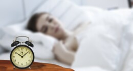 Како времето влијае на спиењето и одморот 29