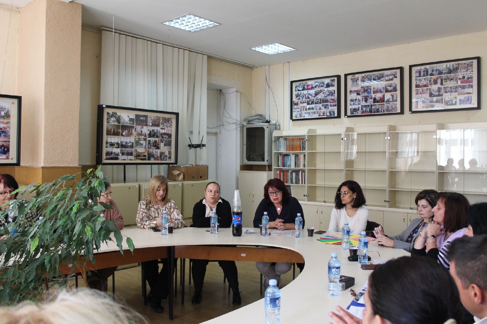 На денот на учителот, библиотеката потпиша меморандум со здружението Учител 7 учител библиотека 7