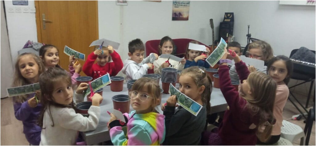 „1000 шуми од 1 желад" - еколошка акција на платформата ЗЕМИ ЗДИВ 19 1000 шуми од 1 желад 4