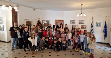 Најмладите членови на ДЛС „Свети Кирил и Методиј“ Битола во посета на Генералниот Конзулат на Грција во Битола 6 r25IQAEAAAAAAAAAAPBsJkgAAauTjWAAAAAASUVORK5CYII=