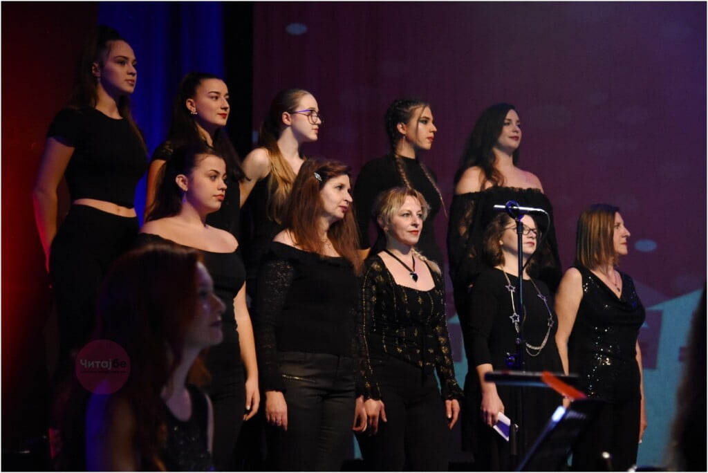 Фотогалерија од Божиќниот концерт 23 boziken koncert 21