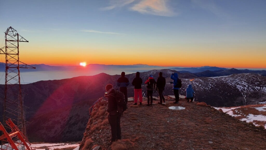 Први на први - планинарите од Пелистер уживаа во првото изгрејсонце во 2023 година 13 први 11