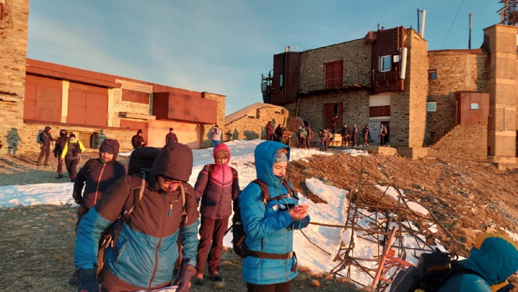 Први на први - планинарите од Пелистер уживаа во првото изгрејсонце во 2023 година 16 први 16