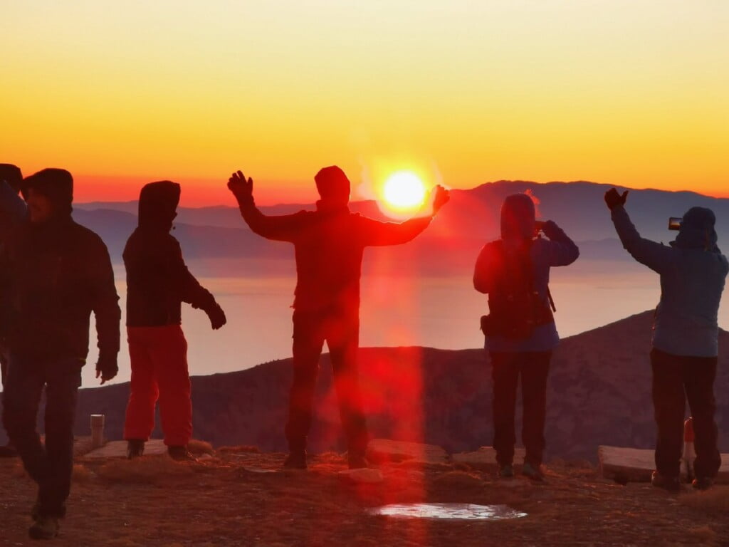 Први на први - планинарите од Пелистер уживаа во првото изгрејсонце во 2023 година 8 први 7