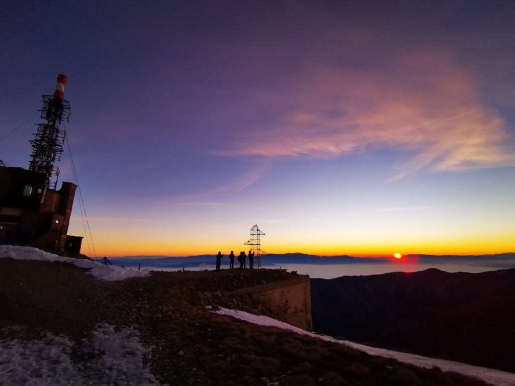 Први на први - планинарите од Пелистер уживаа во првото изгрејсонце во 2023 година 9 први 8