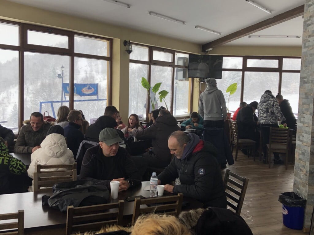 Снежни радости на ски стазата во Ниже Поле 19 IMG f8e63b1e779ce529291e41617b293318 V