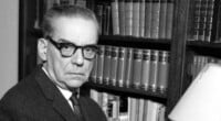 Иво Андриќ: „ Знаците кои ги оставаме зад себе нема да ја одбегнат судбината на сѐ што е човечко“ 2 gCFUBAADPAAssAAGY1TvFAAAAAElFTkSuQmCC
