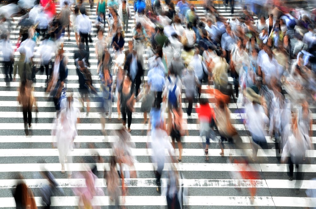 Како нашите лоши мисли им прават несреќа на нашите сакани 5 pedestrians 400811 1280