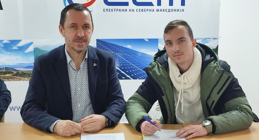 АД ЕСМ потпиша договори за стипендирање со 16 студенти на Техничкиот факултет во Битола 4 есм 2
