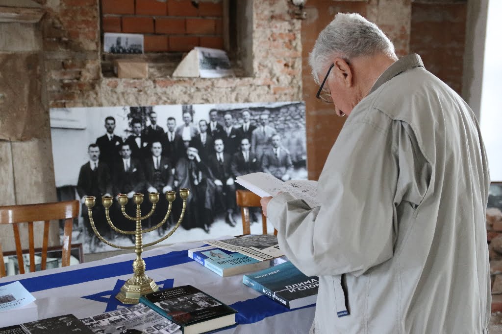 Трага за животот на Евреите во Битола - одблиску со Зоран Ѓорѓиев, автор на книгата „Траги од еврејското наследство во Битола“ 5 kniga