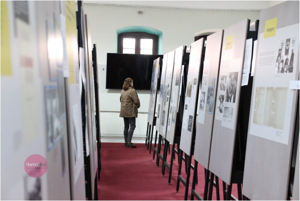 Во Битола отворена изложбата „Расна дијагноза: Циган“ - нацистичкиот геноцид на Синтите и Ромите и долгата борба за признавање“ 22 rromi izlozba 5
