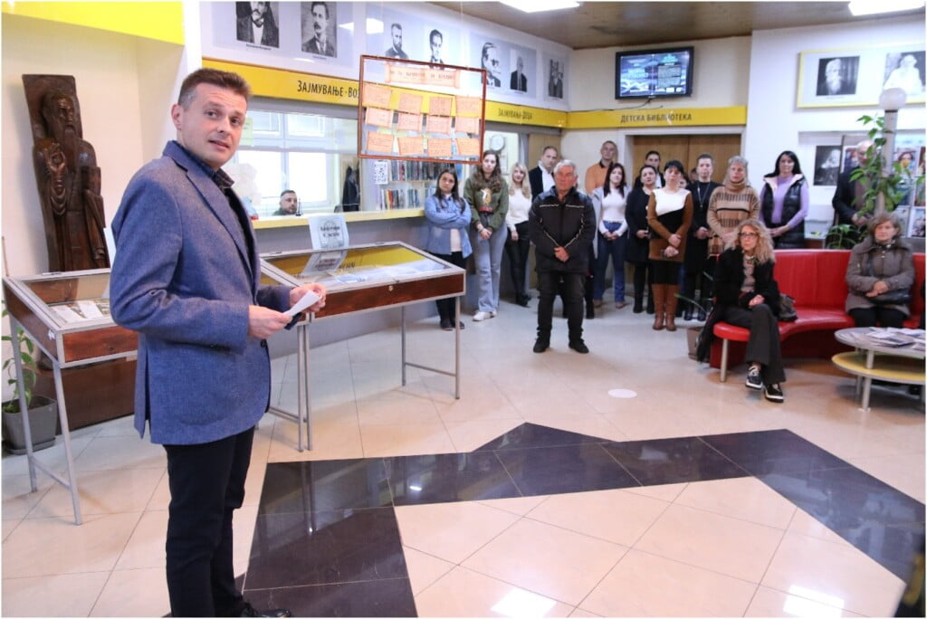 „ Библиотеката е универзален свет, микрокосмос“ – интервју со м-р Бојан Стефановски, директор на НУУБ „Св. Климент Охридски“- Битола 9 библиотека 2