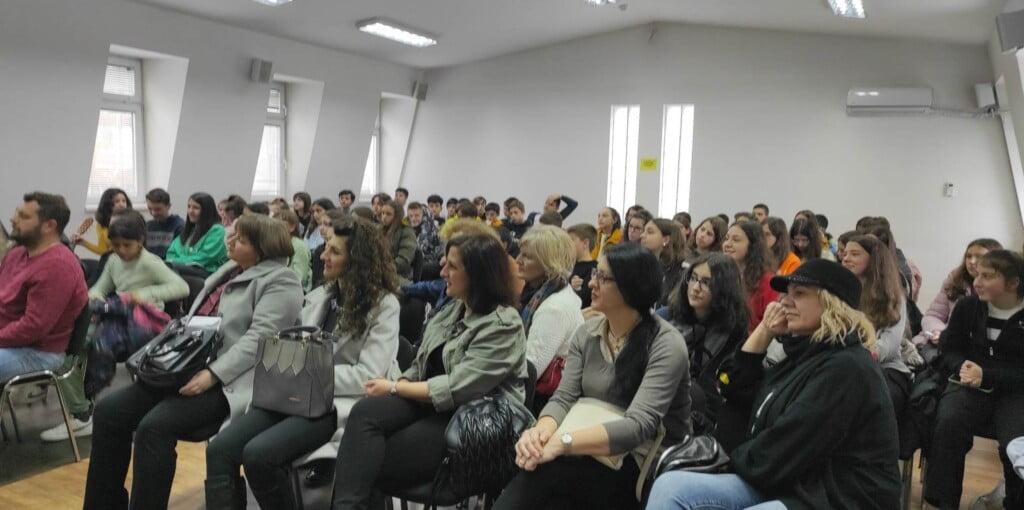 Како до поголема самодоверба кај учениците 5 339113183 926469355163855 7703779445818642290 n