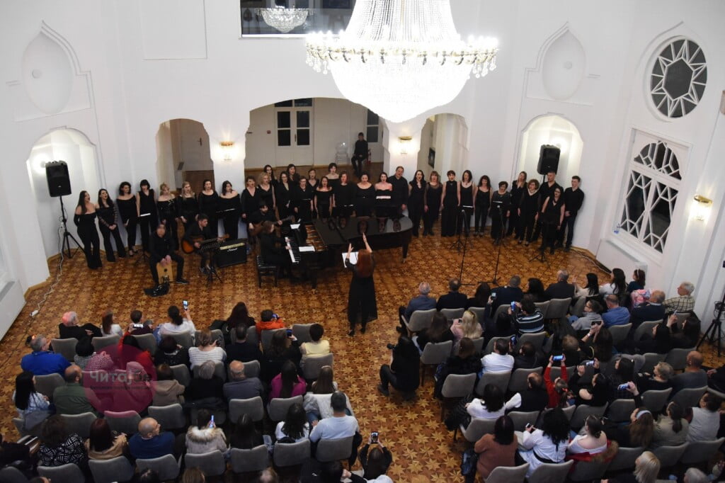 Со хуманитарен концерт, поп рок хорот "BitVox" одбележа една година постоење 3 хор