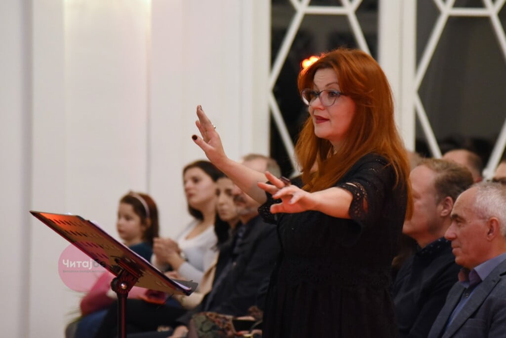 Со хуманитарен концерт, поп рок хорот "BitVox" одбележа една година постоење 15 хор 11