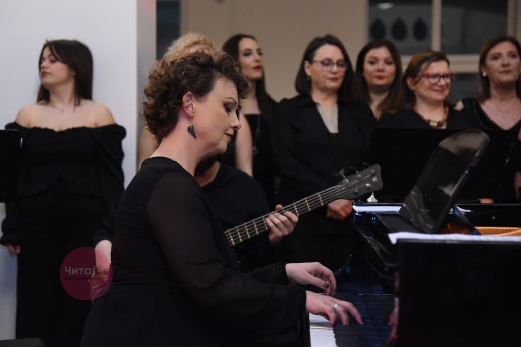 Со хуманитарен концерт, поп рок хорот "BitVox" одбележа една година постоење 11 хор 8