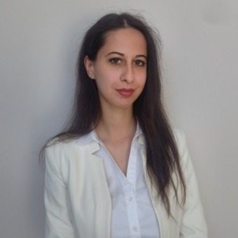 Колумна на Елена Михајловска: Децата – родители, родителите – деца 2 345243566 147046014905104 2827737718062514961 n