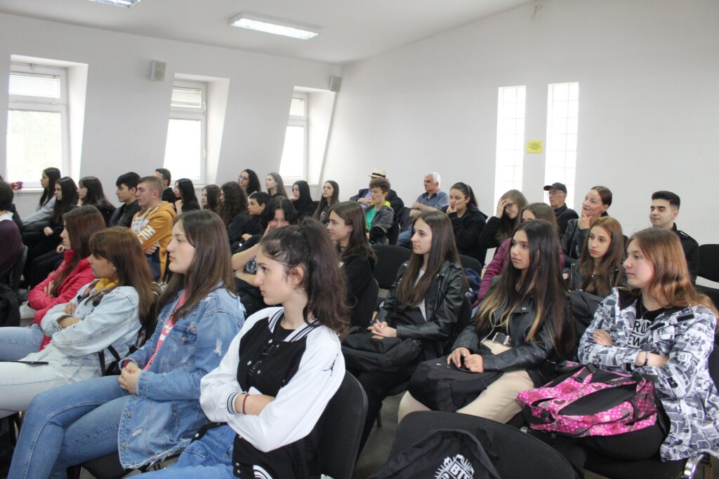 Книжевен портрет на Јордан Плевнеш 6 348849093 671200161506970 2896694915320926972 n