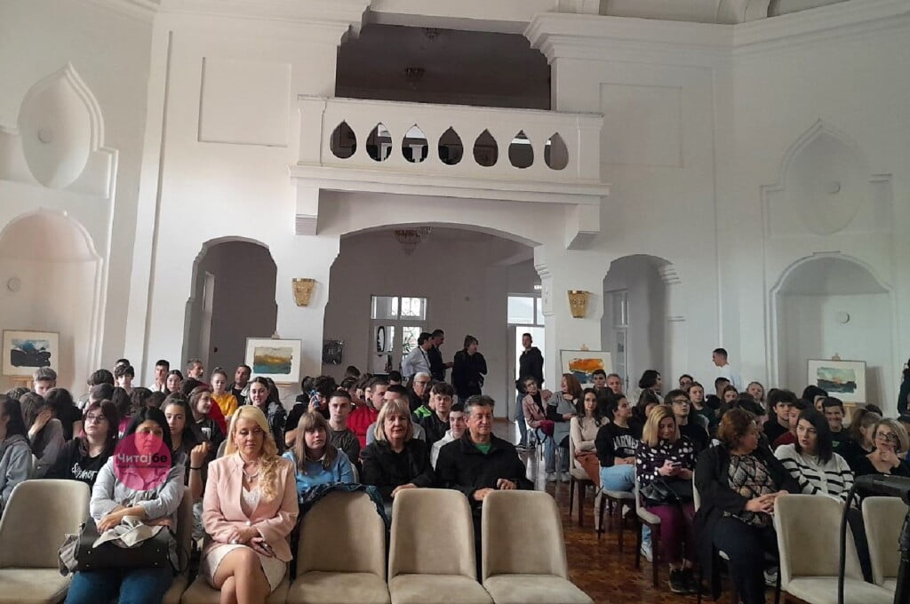 Архитектониката на поетските завештанија на Раде Силјан спроти аветот на лажното време 7 раде 6