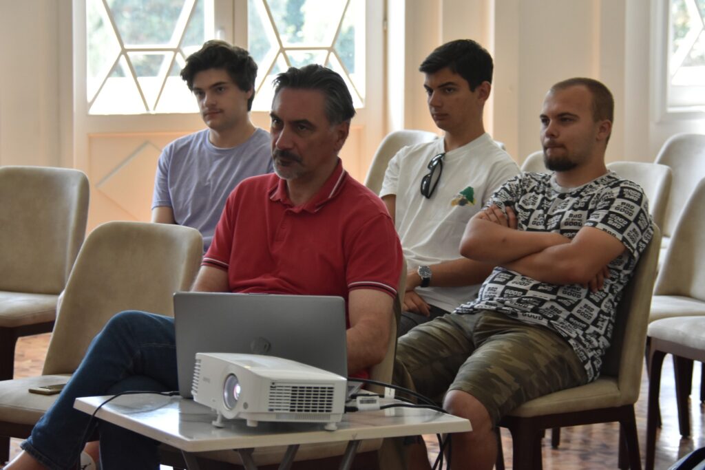 „Артистот и музичката индустрија- бизнис релација или долгогодишно пријателство“ - работилница на Атанасија Гулевска-АТА 6 347425482 632073928886192 7623335249238721425 n