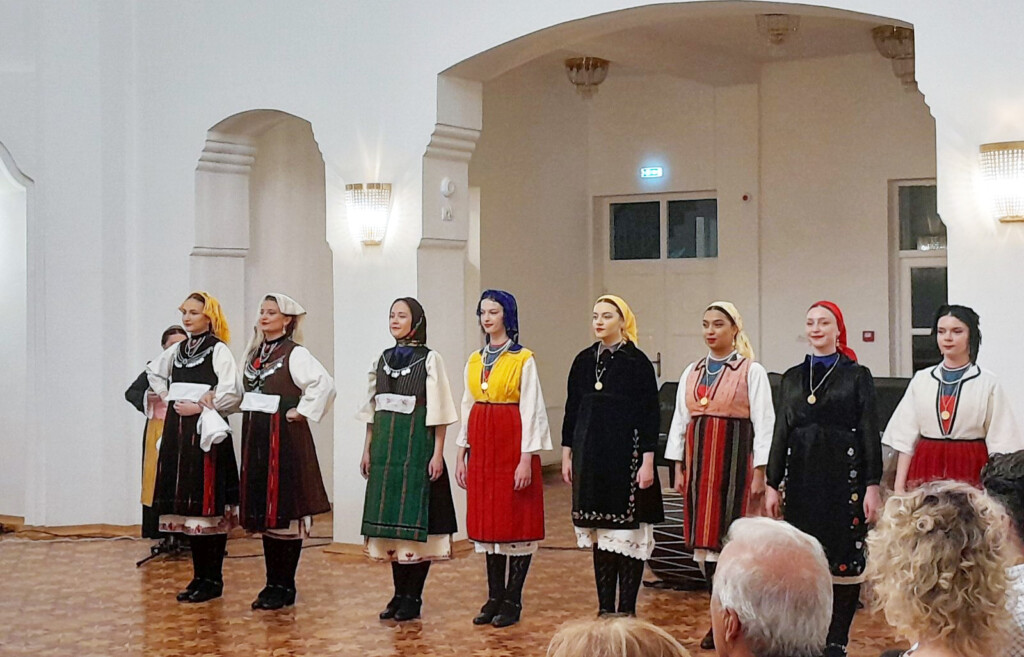 Убавините на Македонија : „Моштенки“ 6 viber image 2023 07 04 08 16 22 037