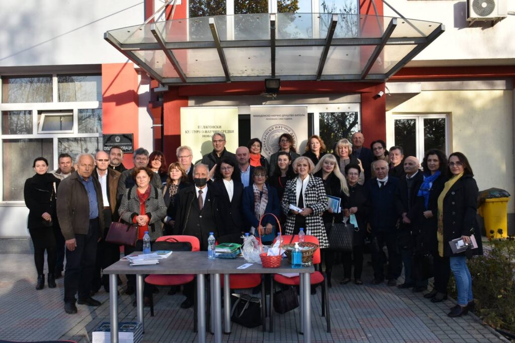 Поетот Филип Димкоски е добитник на нововостановената награда на Пелагонските културно-научни средби во Новаци – „Панде Манојлов“ 3 viber image 2023 07 06 08 03 10 957