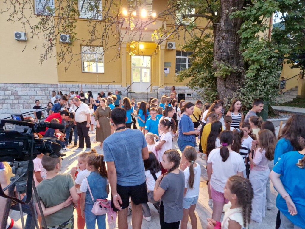 ДЛС „Свети Кирил и Методиј" Битола твореа на колонија на XIII Фестивал на народна култура во Вевчани 30 viber image 2023 08 16 20 08 02 252