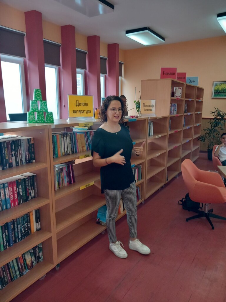 Втора работилница за слем поезија 6 380541124 715586663943654 9119062025195529394 n