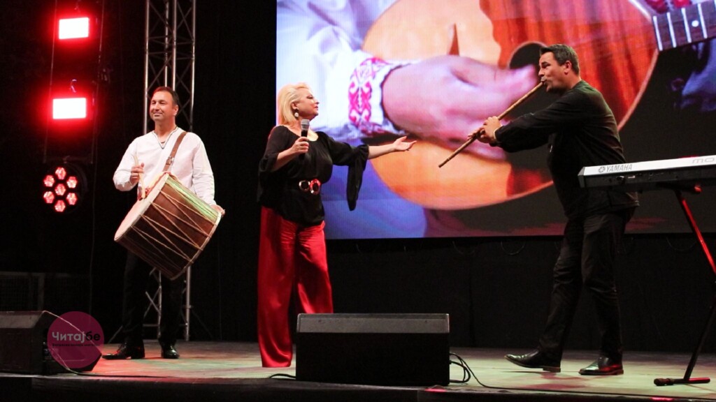 „Македонијо во срце те носиме“ синоќа во Битола - Битолската коњаница Галоп ги развеа знамињата 24 bitolska konjanica 21