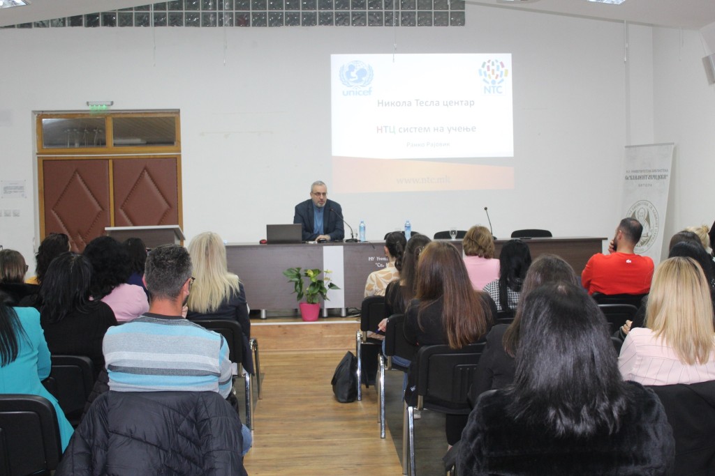 Важен е патот до одговорот, не одговорот – д-р Рајовиќ одржа семинар во Битола 3 402224018 749114110590909 4213792967937163330 n