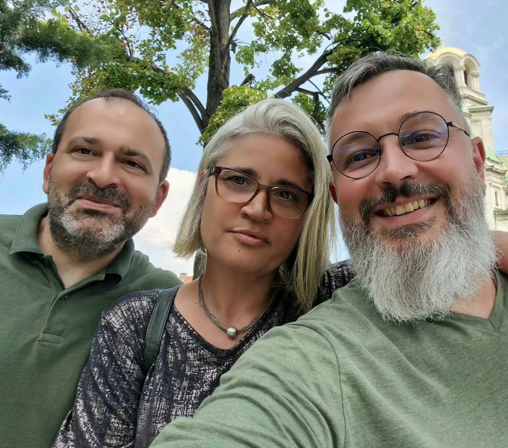 Златен и сребрен медал за Стерјев и Полизовска на светската детска изложба и колонија „Пиатра Неамт" во Романија под покровителство на УНЕСКО 3 viber image 2024 01 29 15 12 47 681