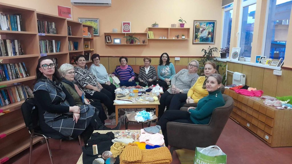 Везење на приказни, ткаење на мудрост - креативна работилница во библиотеката 3 427957139 803198631849123 6981800803776670262 n