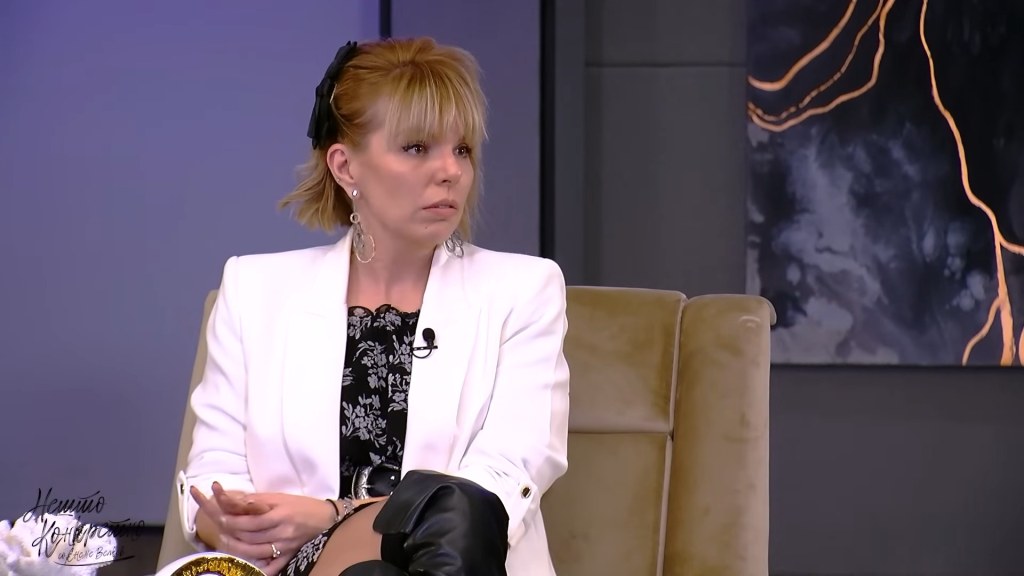 Гиговска: „Ме викаат тетка Антонија ама не сум тетка зошто имам 23 години" 6 sanja