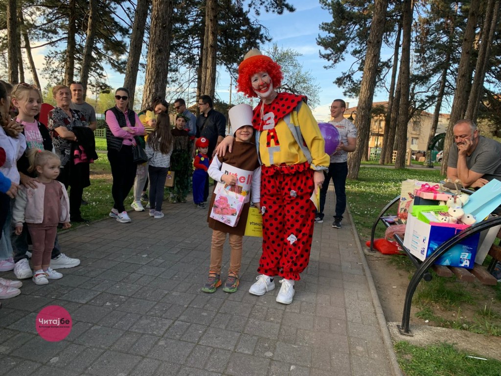 Кловнот Заги и годинава ги награди најкреативните првоаприлски маски 29 1 April so Zagi 26